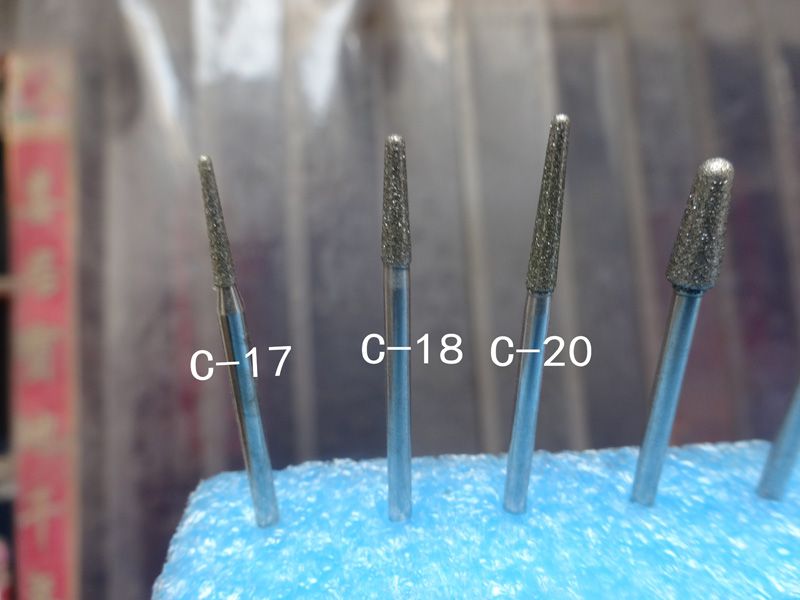 硬質(zhì)合金旋銼鎢鋼銑刀雕刻金屬打磨頭合金銑刀鎢鋼磨頭2.35mm柄徑