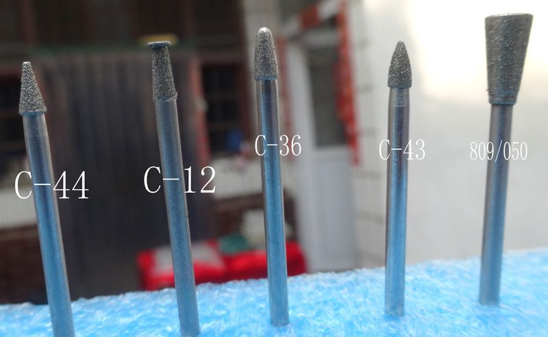 硬質(zhì)合金旋銼鎢鋼銑刀雕刻金屬打磨頭合金銑刀鎢鋼磨頭2.35mm柄徑