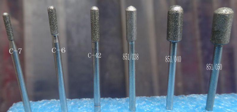 硬質(zhì)合金旋銼鎢鋼銑刀雕刻金屬打磨頭合金銑刀鎢鋼磨頭2.35mm柄徑